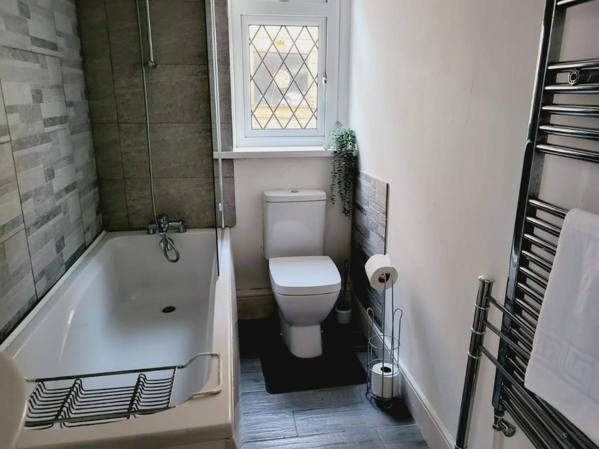 City Centre Room, Wifi, Share Facility 스완지 외부 사진